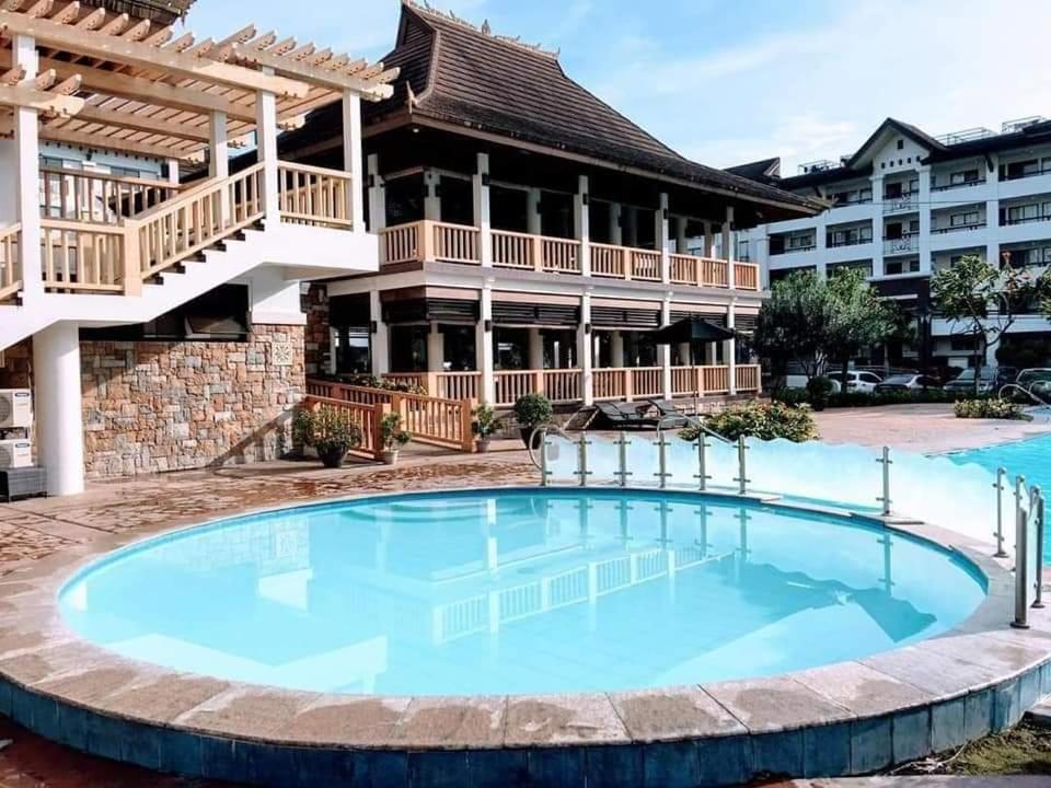 Ri'S One Oasis W Free Pool Back Of Sm City Mall Davao Bagian luar foto