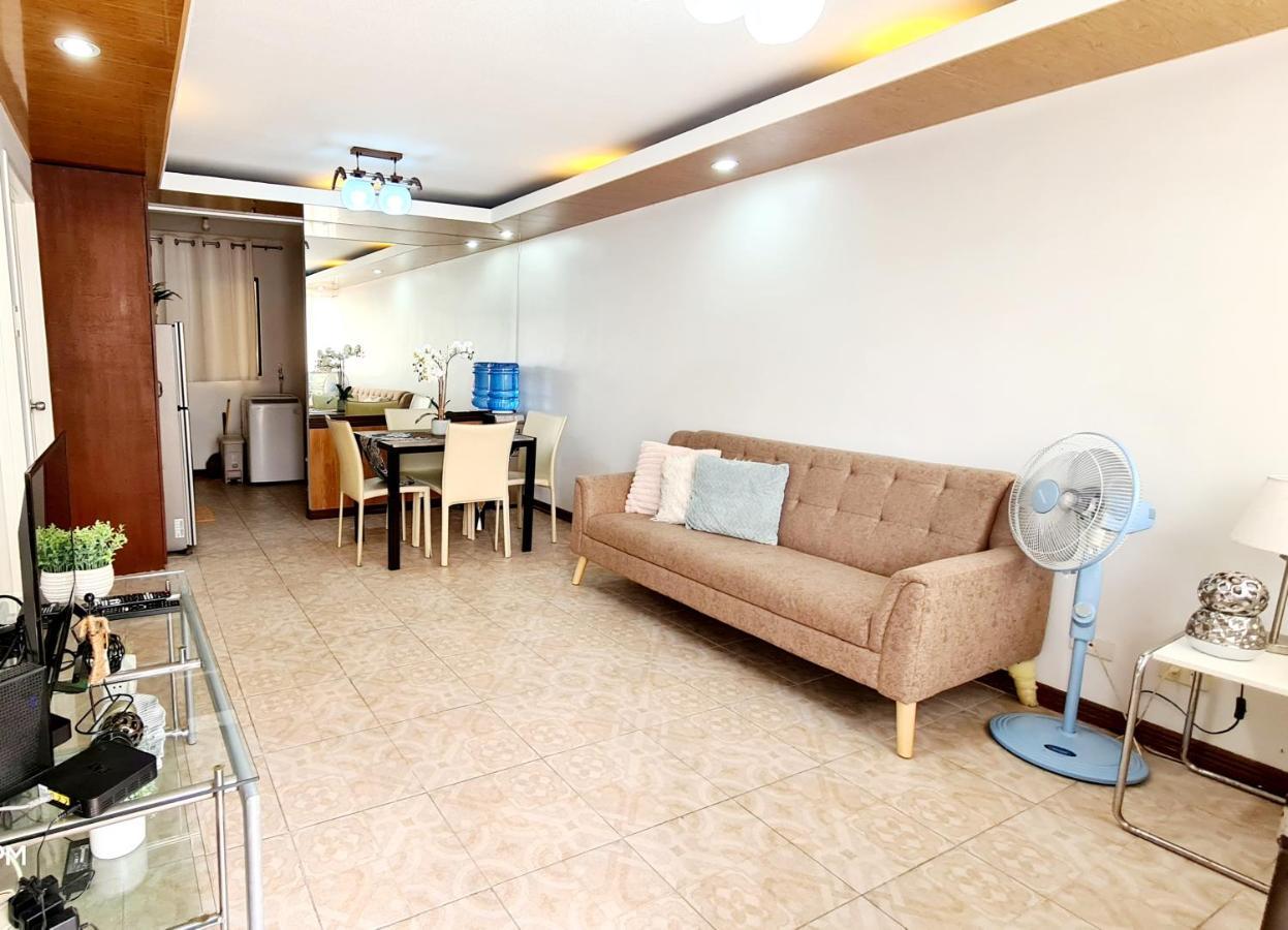Ri'S One Oasis W Free Pool Back Of Sm City Mall Davao Bagian luar foto